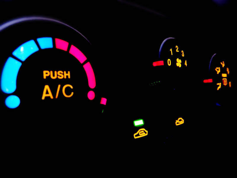 Bedienelement eines Auto